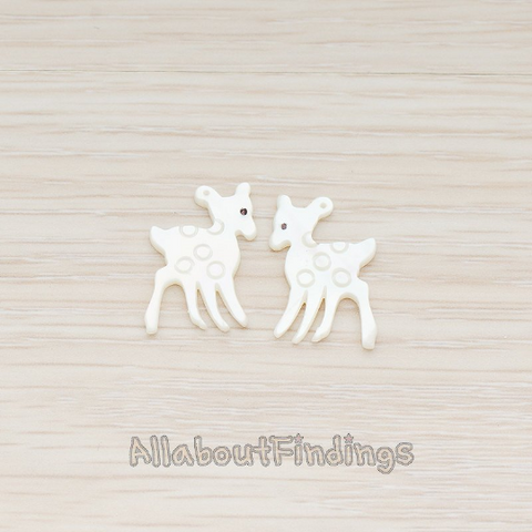 ET.995 // Mother Of Pearl Baby Deer Bambi Bead Pendant, 2 Pc