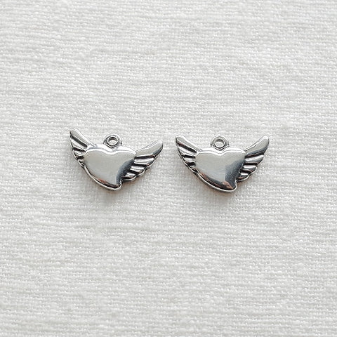 SG.357 // Surgical Steel Flying Heart Pendant , 1pc / 5-6519-07