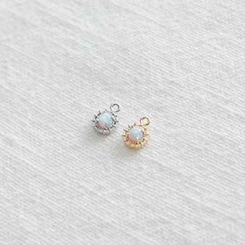PD.2178 //  Mini Opal Dart Pendant, 1 Pc / 5-2099-05