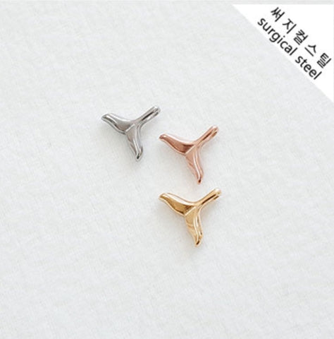 SG.173 // Surgical Steel Simple Dolphin Tail  Pendant , 1 Pc [5-6514-06]