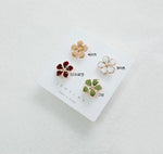 ER.525 // Hibiscus Titanium EarPostt, 2 pc [8-8859-05]