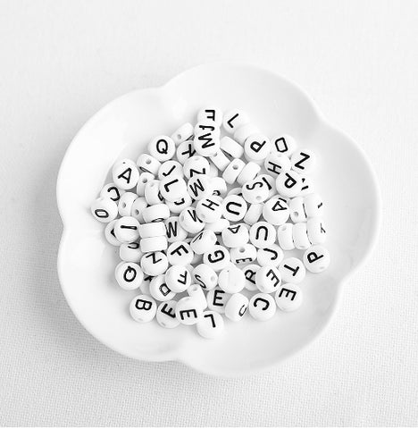 BD.961 // Black Font Alphabet Bead, 15g  /   P-DF-0166