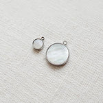 SG.034 // Mother Of Pearl Surgical Steel Pendant , 2 Pc