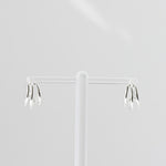 [ 925 Sterling silver ]Three Tailed One-Touch Silver Earring