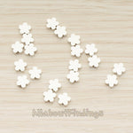 BD.061 // Flower Shaped Charm, 4 Pc