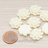 CB.213 // Dandelion Flower Flat Back Cabochon, 4 Pc