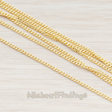 CH.004 // Small Flattened Twisted Chain, 1 Meter