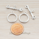 CN.002 // Twist Wire Toggle and Bar Clasp, 2 Sets