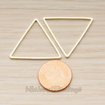 PD.1009-05 // 30mm Triangle Link Pendant, 2 Pc