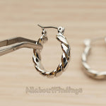 ER.480 // Twisted Simple Rope Ring Ear Post, 2 Pc