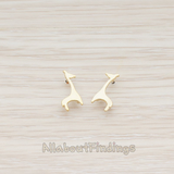 ER.005 // Tiny Giraffe Ear Post, 2 Pc