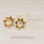 ER.139-01 // Mum Flower Earwire, 2 Pc