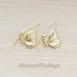 ER.151 // Maple Leaf Earwire, 2 Pc