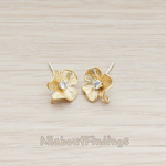 ER.236 // Clear Crystal Cubic Zirconia Centered Flower Ear Post, 2 Pc