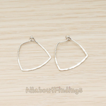 ER.401-01 // Simple Hammered Organic Square Link Ear Hoop Earwire, 2 Pc