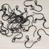 ER.654 // Spring French Earwire, 8 Pc