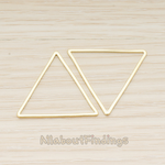 PD.1009-05 // 30mm Triangle Link Pendant, 2 Pc