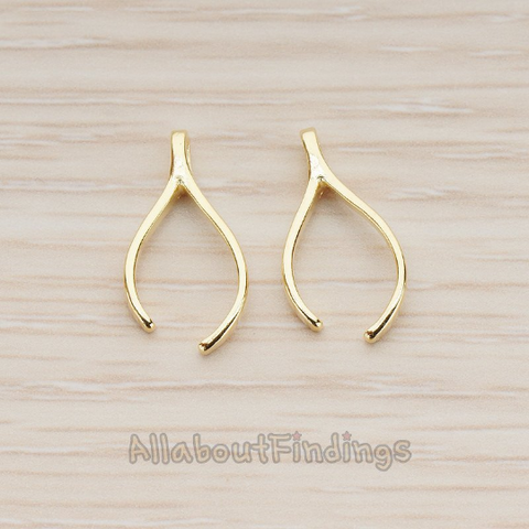 PD.1126 // Uneven Wishbone Pendant, 2 Pc