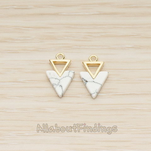 PD.1451-01 // White Colored Triangle Stone Mini Trinagle Link Charm Pendant, 2 Pc