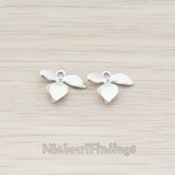 PD.148-04 // XSMALL Piece Quadruple Flower Pendant, 2 Pc