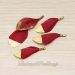 PD.1492-05 // Small Artificiality Feather Half Dipped in Gold Colored Pendant, 2 Pc