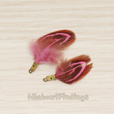 PD.1495-01 // Two Tone Fluffy Artificiality Fan Feather Charm Pendant, 2 Pc