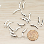 PD.1643 // Shaped Horn Curved Pendant, 2 Pc