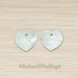 PD.1714 // Mother of Pearl Heart Pendant, 4 Pc