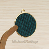 PD.1722 // Velvet Stripe in Round Frame Pendant, 2 Pc