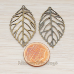 PD.210-01 // SMALL Leaf Pendant, 4 Pc