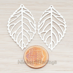 PD.210-02 // MEDIUM Leaf Pendant, 4 Pc