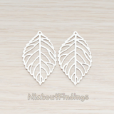 PD.210-02 // MEDIUM Leaf Pendant, 4 Pc