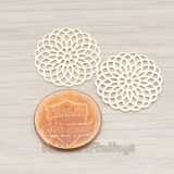 PD.215 // Filigree Floral Sun Round Pendant, 4 Pc