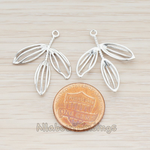 PD.280 // Three Skinny Leaf Pendant, 2 Pc