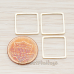 PD.303-04 // 15mm Simple Square Link Pendant, 4 Pc