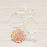 PD.322 // Simple Twisted Teardrop Pendant, 2 Pc