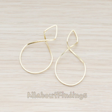 PD.322 // Simple Twisted Teardrop Pendant, 2 Pc