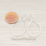 PD.322 // Simple Twisted Teardrop Pendant, 2 Pc