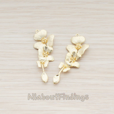 PD.377 //  Triple Flower with Tail Pendant, 2 Pc