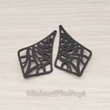 PD.488 // Criss Cross Diamond Shaped Teardrop Pendant, 2 Pc