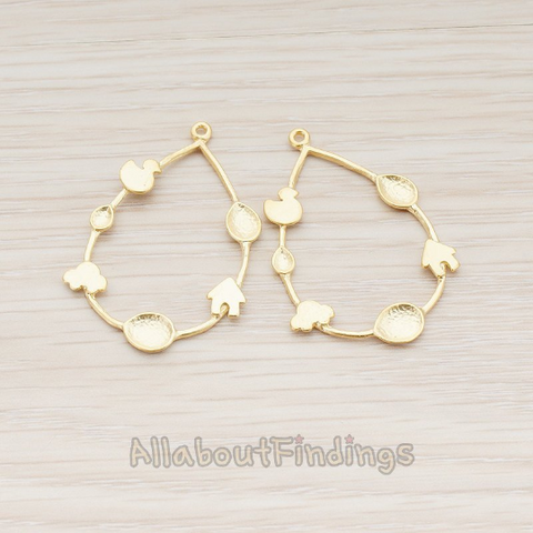 PD.496 // Cute Duck Mini House and Car on Teardrop Pendant, 2 Pc