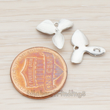 PD.507-04 // Small Three Petal Flower Pendant, 2 Pc