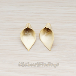 PD.634 // Lily Pendant, 2 Pc