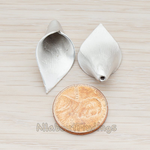 PD.634 // Lily Pendant, 2 Pc