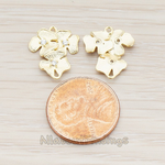 PD.649 // Cubic Zirconia Cetered Triple Flowers Connector Pendant, 2 Pc