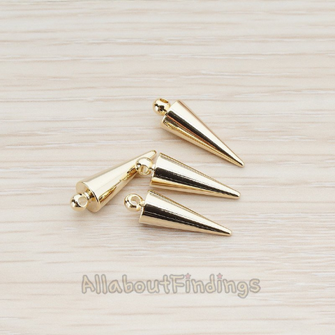 PD.738-02 // Long Spike Pendant, 4 Pc