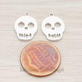 PD.743 // Wide Eyed Skull Pendant, 2 Pc