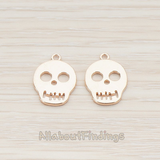 PD.743 // Wide Eyed Skull Pendant, 2 Pc