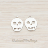 PD.743 // Wide Eyed Skull Pendant, 2 Pc