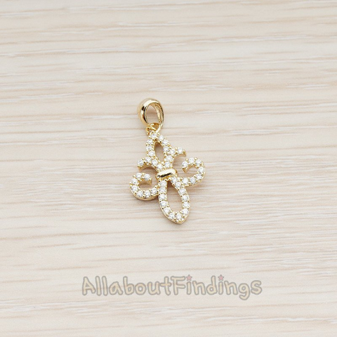 PD.840 // Clear Crystal Cubic Zirconia Setting Celtic Design Pendant, 1 Pc